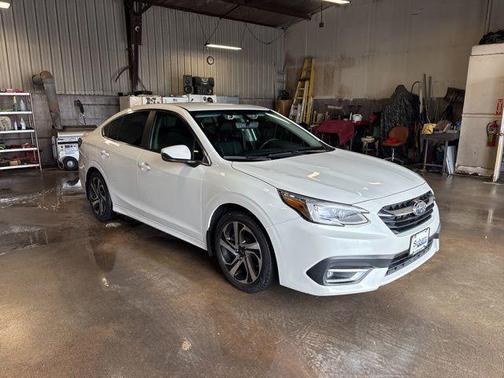 Crystal White Pearl 2020 Subaru Legacy Limited