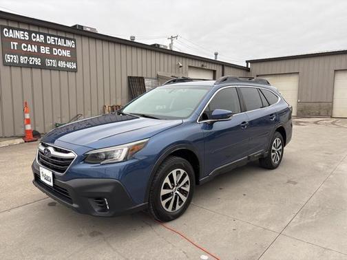 2022 Subaru Outback Premium