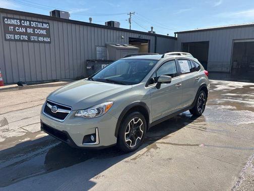 Beige / Tan 2017 Subaru Crosstrek 2.0i Premium
