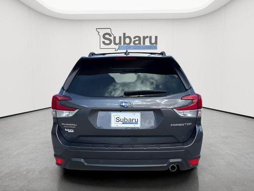 Magnetite Gray Metallic 2023 Subaru Forester Limited