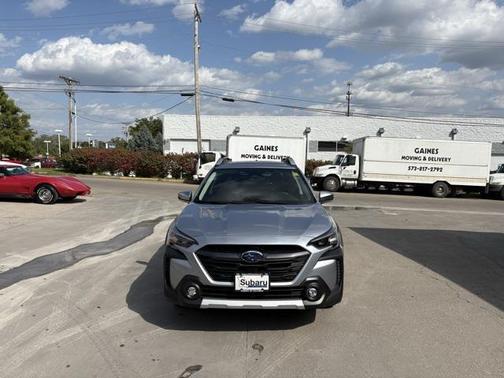 2025 Subaru Outback Touring XT