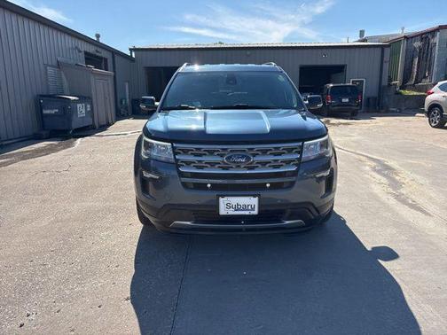 Blue Metallic 2018 Ford Explorer XLT