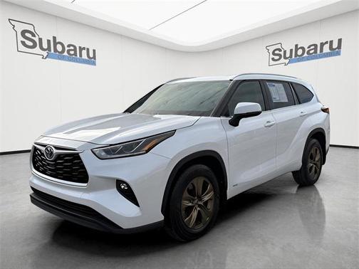 2023 Toyota Highlander Hybrid XLE