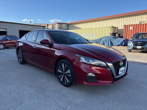 2022 Nissan Altima 2.5 SV