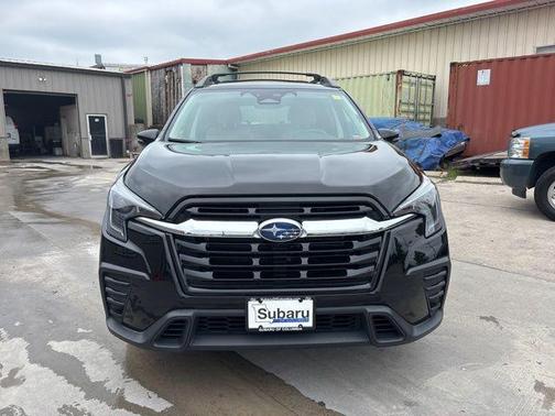 Crystal Black Silica 2023 Subaru Ascent Premium 7-Passenger