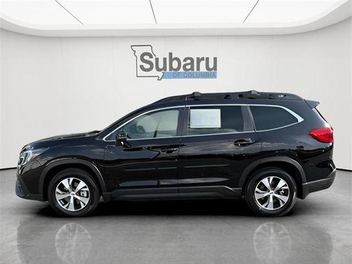 Crystal Black Silica 2023 Subaru Ascent Premium 7-Passenger