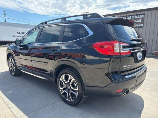 Crystal Black 2026 Subaru Ascent Limited 7-Passenger