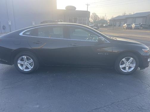 2022 Chevrolet Malibu LT