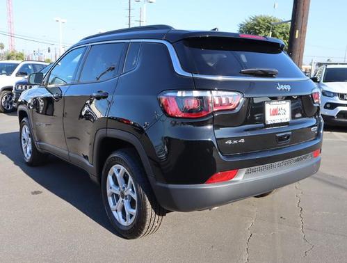 2025 Jeep Compass Latitude