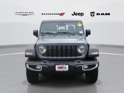 2025 Jeep Gladiator Sport S
