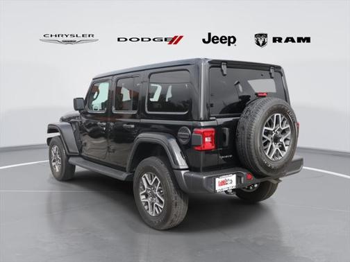 2025 Jeep Wrangler 4-Door Sahara 4x4