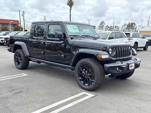 2025 Jeep Gladiator Nighthawk