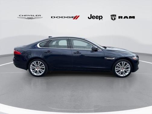2019 Jaguar XF 25t Prestige