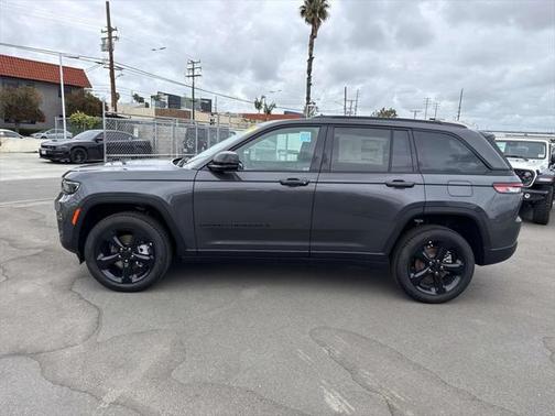 2025 Jeep Grand Cherokee Limited X