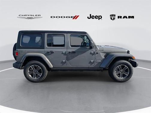 2023 Jeep Wrangler 4-Door Sahara 4x4