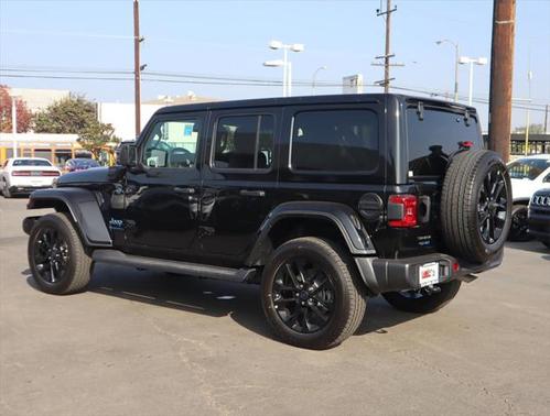 2025 Jeep Wrangler 4xe Sahara