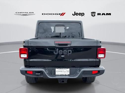 2025 Jeep Gladiator Nighthawk