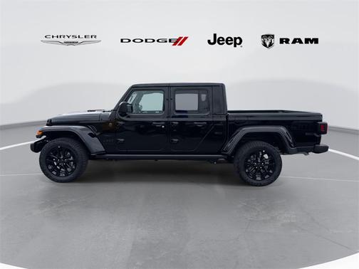 2025 Jeep Gladiator Nighthawk