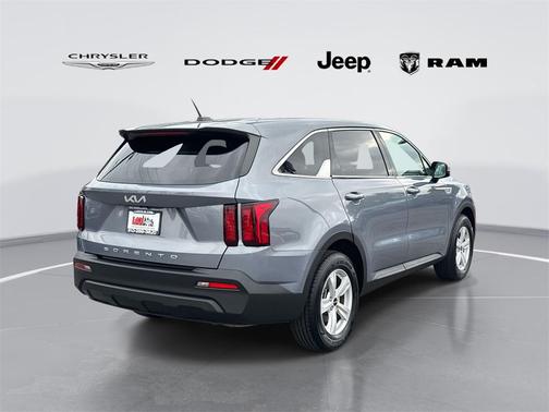 2022 Kia Sorento LX