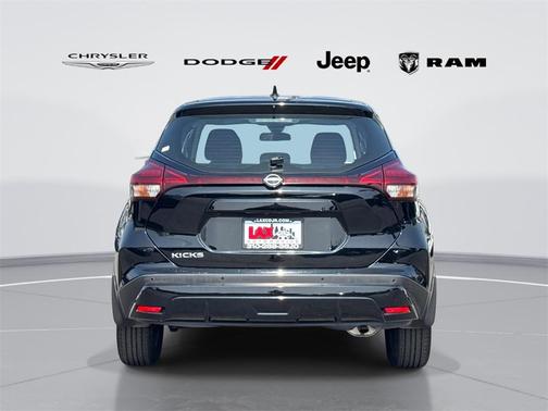 2022 Nissan Kicks S