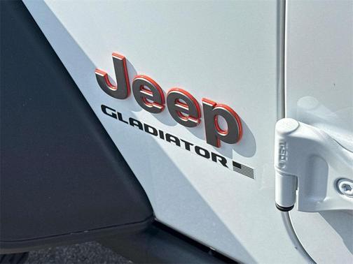 2025 Jeep Gladiator Mojave