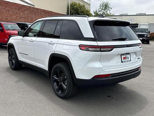 2025 Jeep Grand Cherokee Limited X