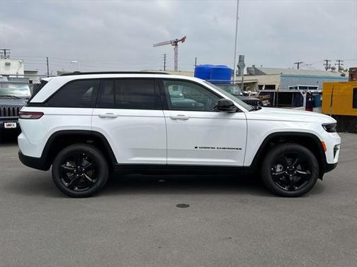 2025 Jeep Grand Cherokee Limited X