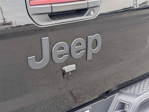 2025 Jeep Gladiator Willys
