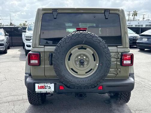 2025 Jeep Wrangler 4xe Willys