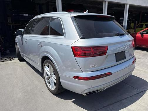 2017 Audi Q7 3.0T Prestige