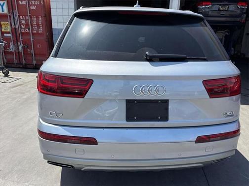 2017 Audi Q7 3.0T Prestige