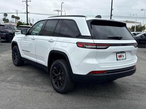 2025 Jeep Grand Cherokee Altitude