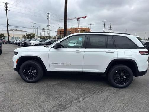 2025 Jeep Grand Cherokee Altitude