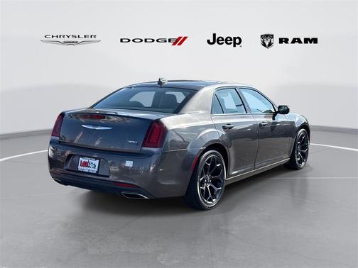 2019 Chrysler 300 S