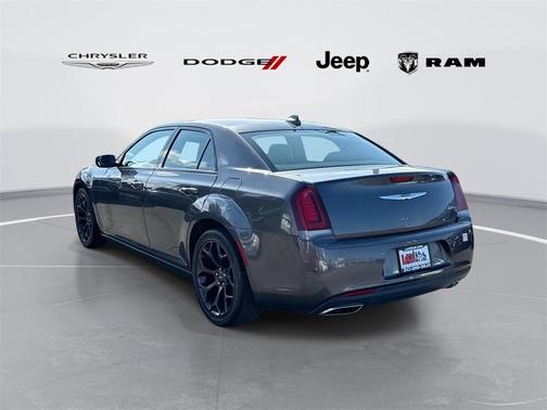 2019 Chrysler 300 S