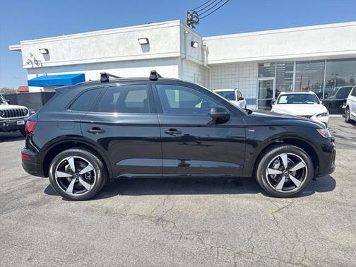 2022 Audi Q5 45 S line Premium Plus