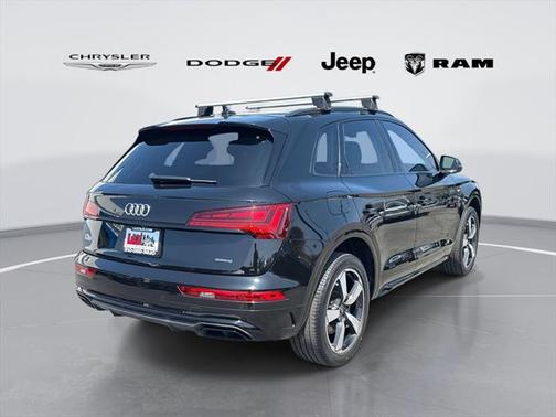 2022 Audi Q5 45 S line Premium Plus