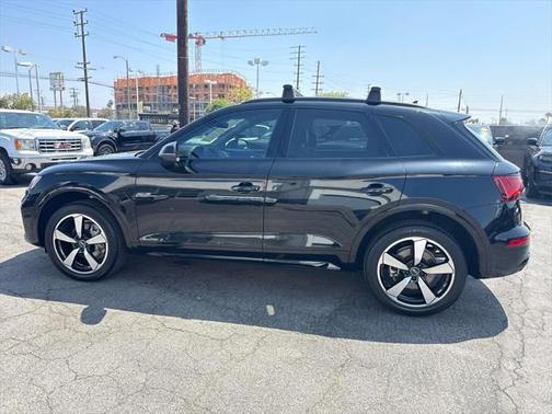 2022 Audi Q5 45 S line Premium Plus