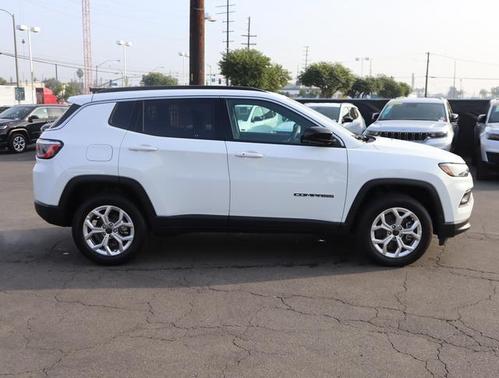 2025 Jeep Compass Latitude