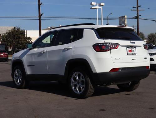 2025 Jeep Compass Latitude