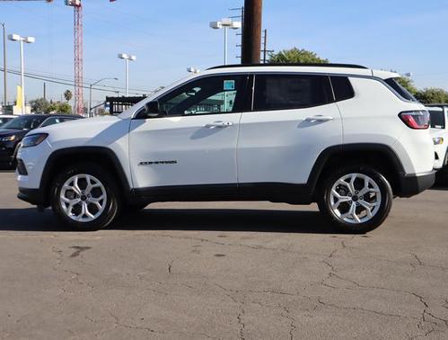 2025 Jeep Compass Latitude