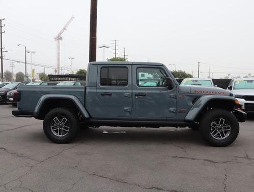 2025 Jeep Gladiator Mojave X