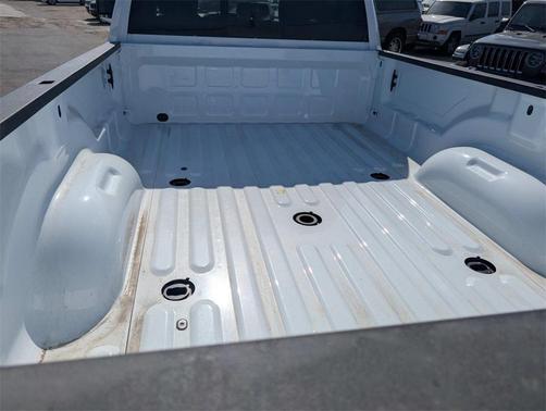 2025 RAM 3500 Tradesman Crew Cab 4x4 8' Box