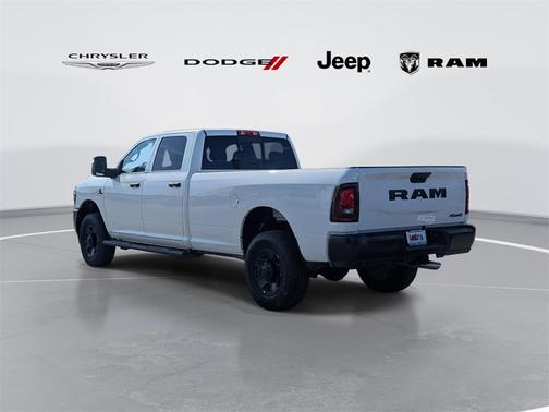2025 RAM 3500 Tradesman Crew Cab 4x4 8' Box