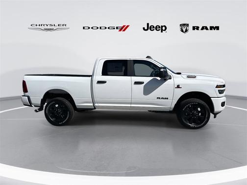 2025 RAM 2500 Big Horn Crew Cab 4x4 6'4' Box