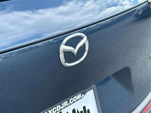 2024 Mazda CX-50 2.5 S Preferred Package