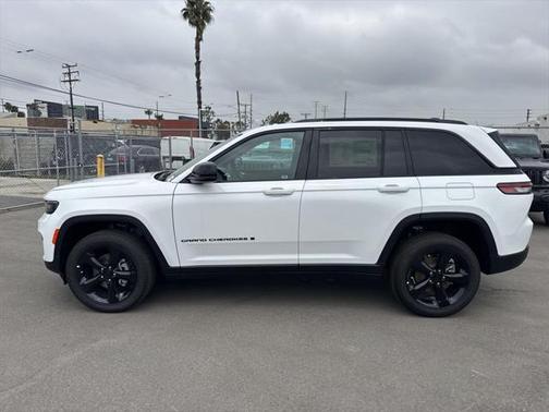 2025 Jeep Grand Cherokee Altitude