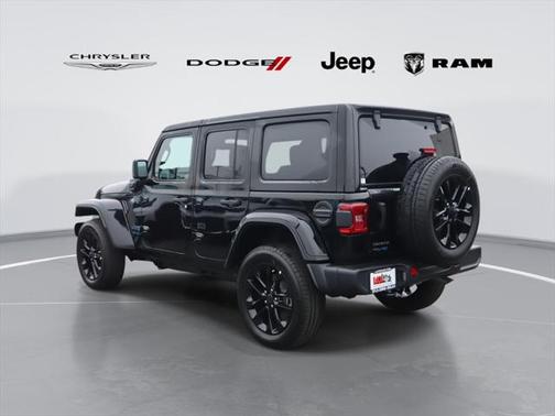 2025 Jeep Wrangler 4xe Sahara