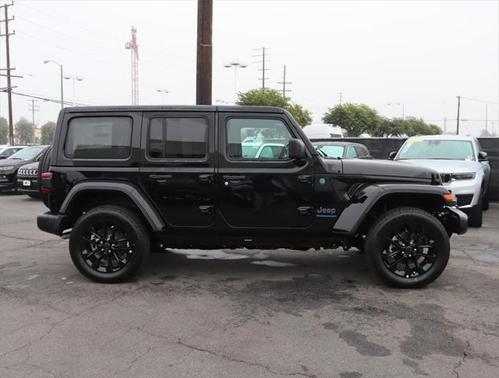2025 Jeep Wrangler 4xe Sahara