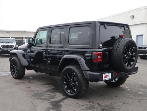 2025 Jeep Wrangler 4xe Sahara